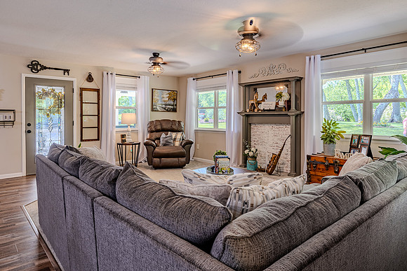 SM_RE-Hayes-Stewart Horseshoe Dr-05-2024-Kristin_Boyer_IMG-2596-HDR