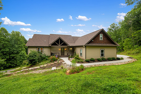 MLS_2048x1365_RE Stewart 489 Meadow Brook Dr YH-BW7A8011
