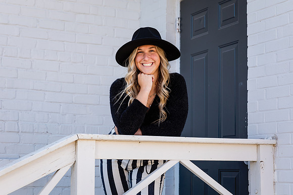 Cake-Senior-11-2020-Kristin_Boyer_IMG-1897-Edit