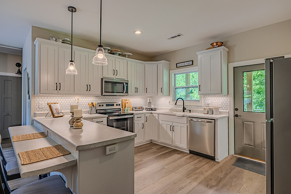 SM_RE-Hayes-Stewart Horseshoe Dr-05-2024-Kristin_Boyer_IMG-2485-HDR-Edit