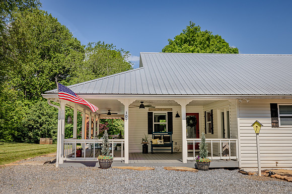 SM_RE-Hayes-Stewart Horseshoe Dr-05-2024-Kristin_Boyer_IMG-2518-HDR